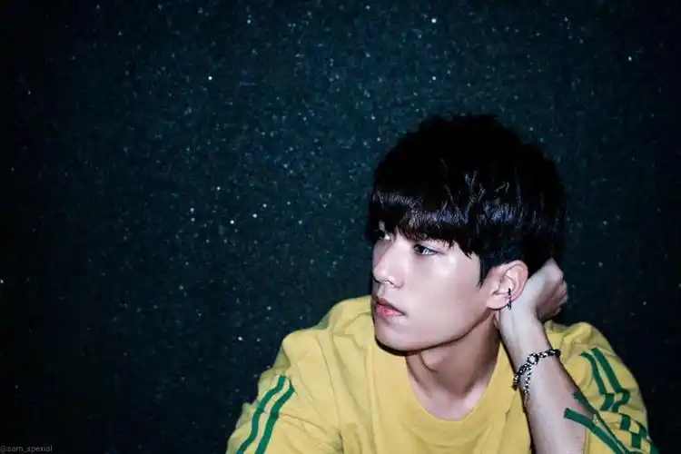 浓眉大眼标准帅哥清纯型男我老公林子闳的帅照收集楼90(持续更新中)