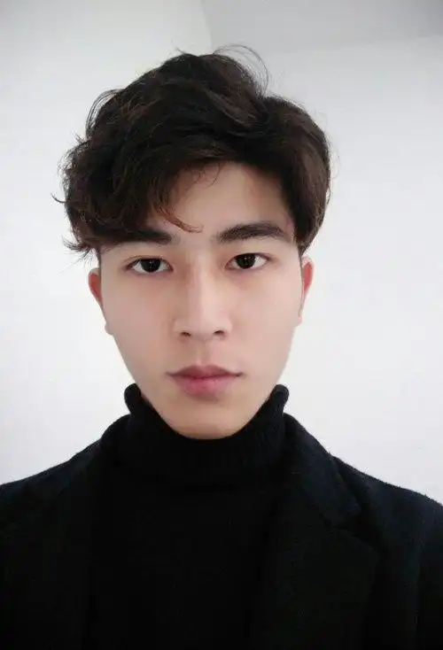 长脸男生头发少合适什么发型青春帅气的男生发型