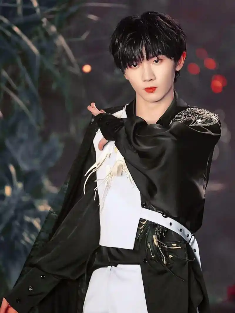 马嘉祺神图 阿祺,等思念攒够了就见一面吧