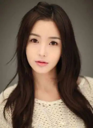 胖女孩国字脸适合什么发型 国字脸的女生适合发型