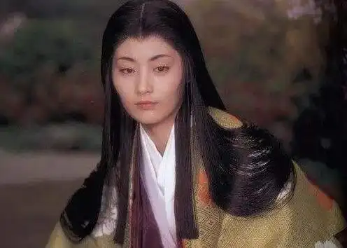 《源氏物语》中紫姬为什么不喜欢明石姬?