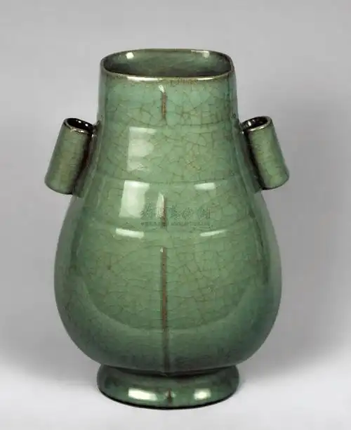 【南宋 官窑贯耳瓶】拍卖品_图片_价格_鉴赏_元代以前陶瓷_雅昌艺术品