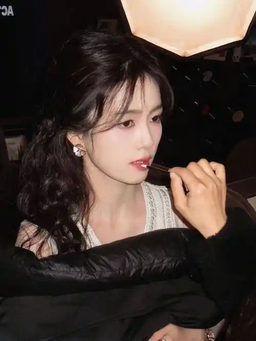 白鹿港风美人来袭,让粉丝惊为天人_风格_照片_魅力