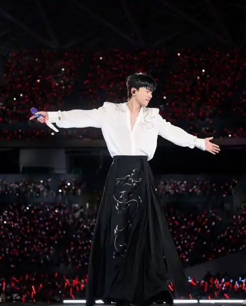 张杰演唱会报手机号引争议,怎样保护素人隐私权?