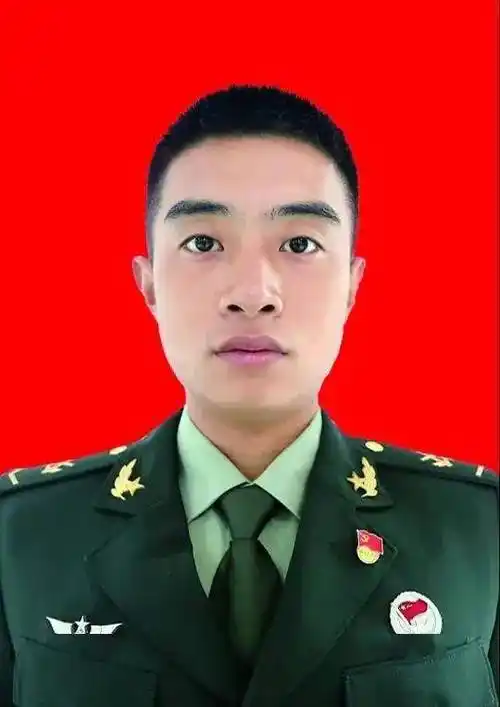 投票啦陆军第三届四有新时代革命军人标兵王亮