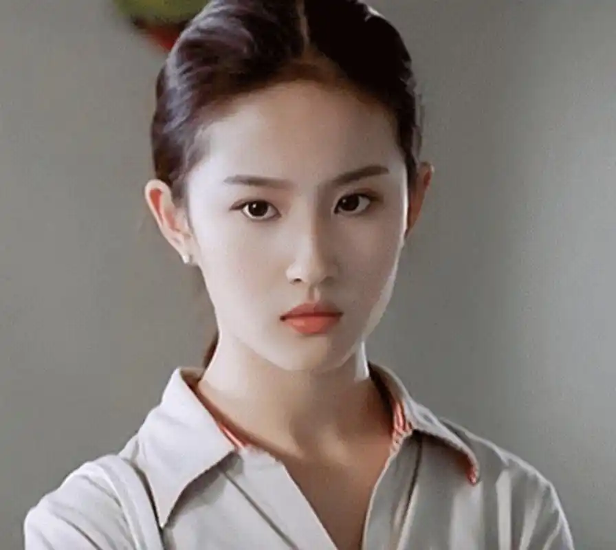 刘亦菲陈柏霖电影五月之恋剧照赏析#刘亦菲