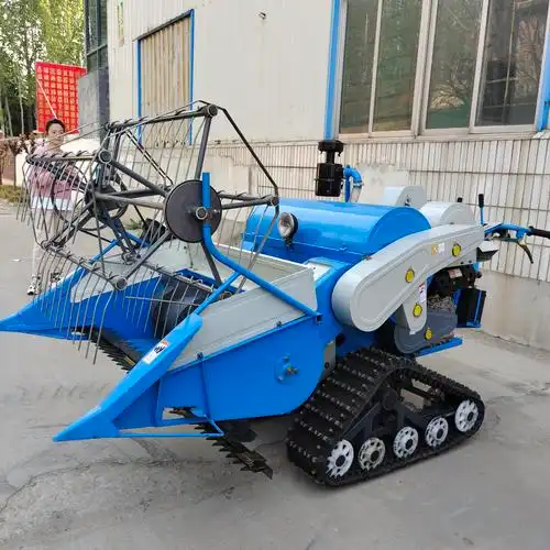 德鑫双层割台水稻收割机座驾式小型收割机稻麦大豆收获机4lz10a