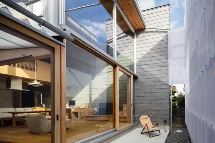 原木装修风格巧妙利用采光