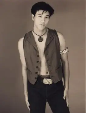 王力宏图片早年帅气图片王力宏素描画像