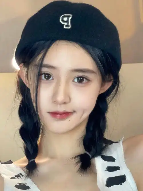 单边酒窝蛮酷的