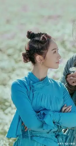 《诛仙》孟美岐美图分享,真想采访一下发型师是怎么想的?