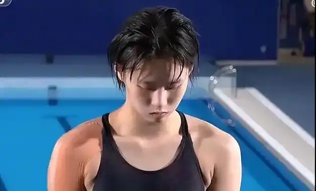 跳水运动员陈芋汐夺冠,英文发言引发网友热议,被指崇洋媚外|银牌|奥运