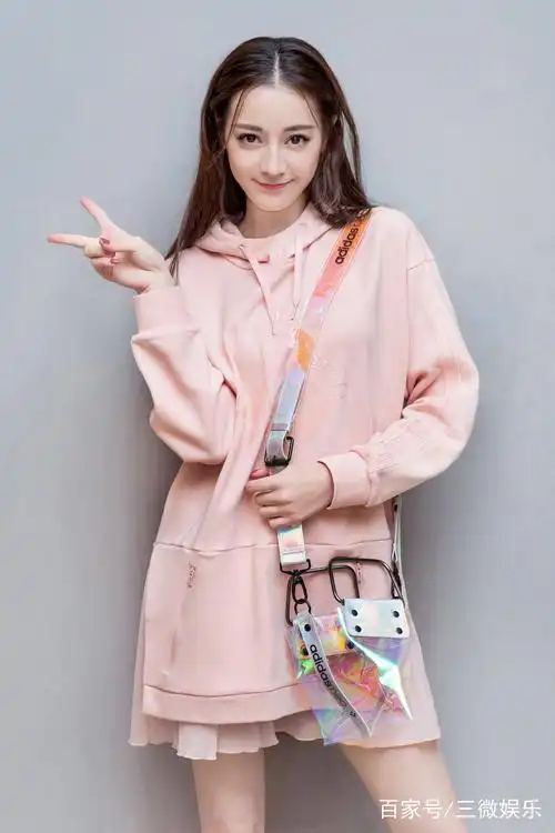 女神迪丽热巴,甜美清新 气质可爱