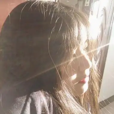 ins干净唯美森系真人女生头像