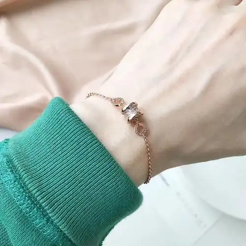 升级为宝格丽专柜扣 bvlgari宝格丽小蛮腰满钻手链au750工艺