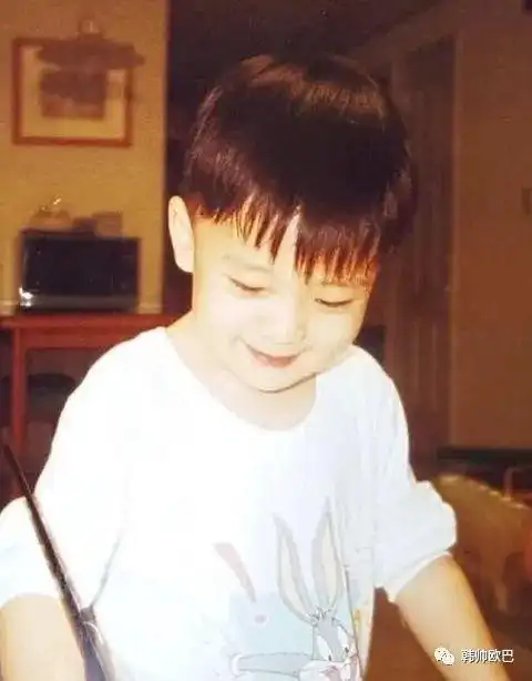 网友:—吴世勋咋这么帅,边伯贤真的是吃可爱多长大的,朴志晟太可爱了