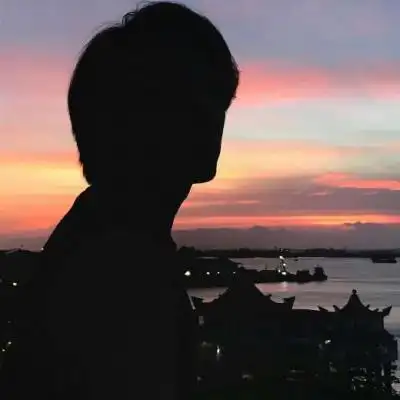 悲伤头像男生冷淡 伤心难过的微信头像图片头像大全集 - 男生头像