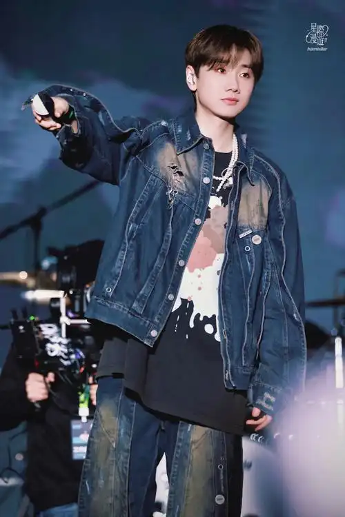 汪苏泷实体专辑21世纪罗曼史