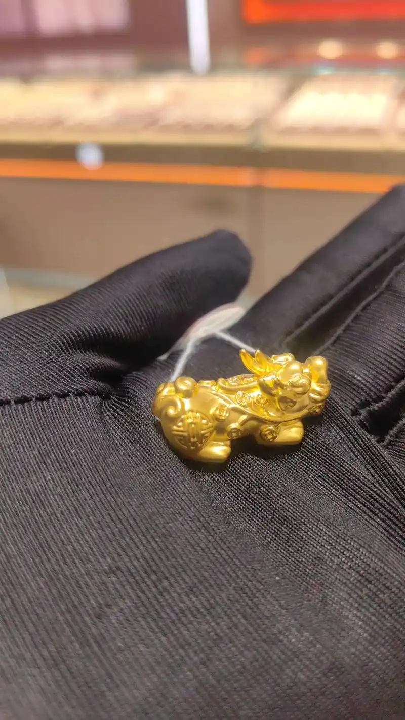 貔貅在手,发财顺手