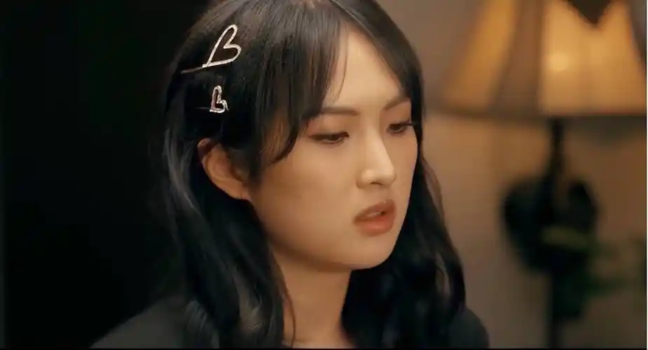 原创华为二公主姚安娜赢麻了