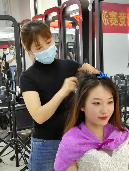 杭州市2020年首批美容师,美发师高级技师操作鉴定今天在杭州拱墅职业