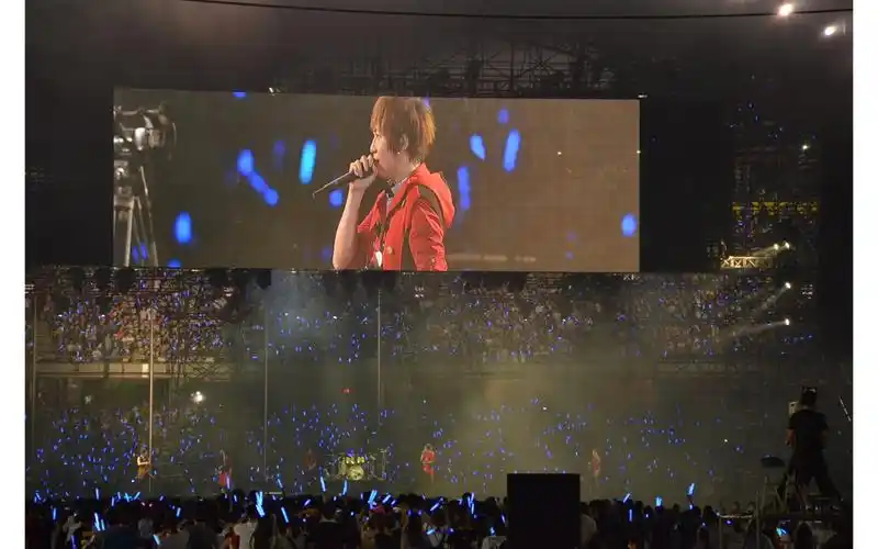 十年前五月天鸟巢演唱会的存图