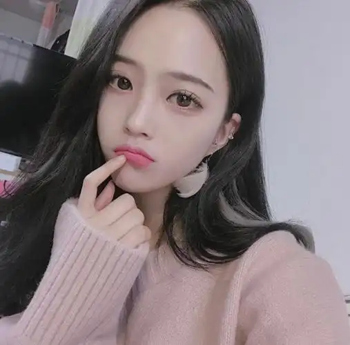 待秋 女生头像 女头