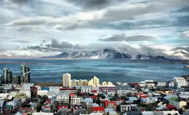 属于挪威的斯瓦尔巴群岛,中国为何会拥有开采权?