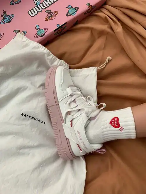 粉色pink系少女运动鞋05