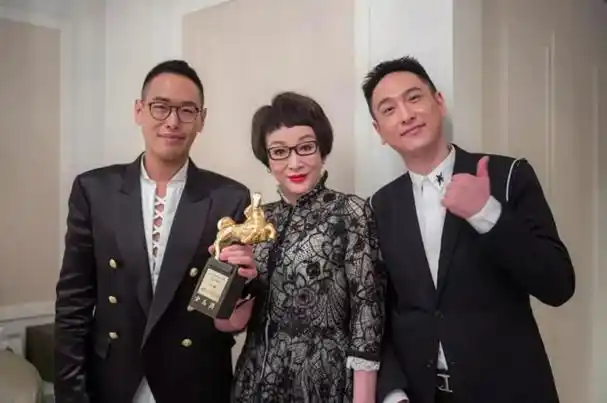 "汤臣二公子"汤珈铖:继承上海房产130多套,为啥39岁还单身?