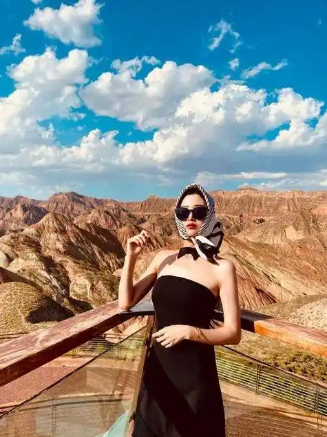 从铁岭自贡到西北参团需要多少钱人均2k左右赶紧码住