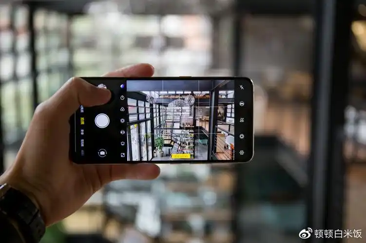 挑战手机拍照极限vivox27实拍样张解读逆光人像大片轻松get