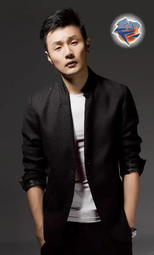 李荣浩谈演唱会拒提杨丞琳 称幕后转前音乐很享受_明星新闻资讯_盛世