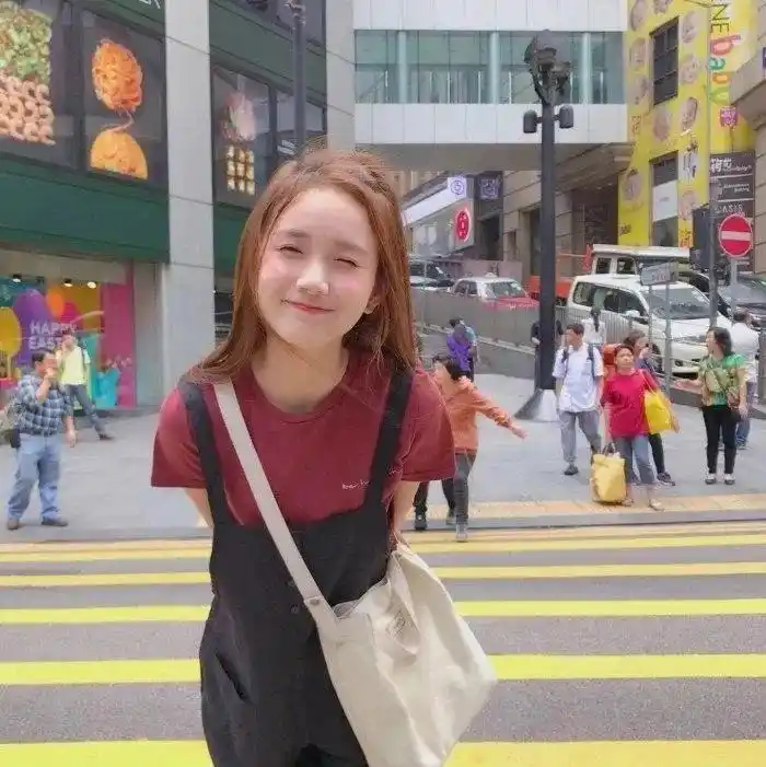 头像女生普通人普通生活普通过