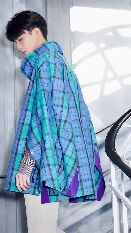 陈立农前卫帅气手机壁纸