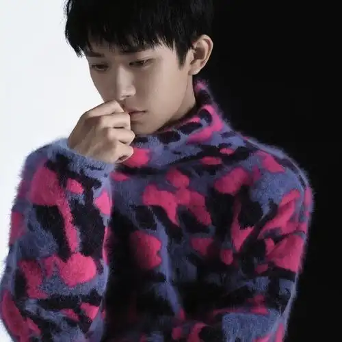 易烊千玺墨色摩登大片##emporio armani全球代言人易烊千玺