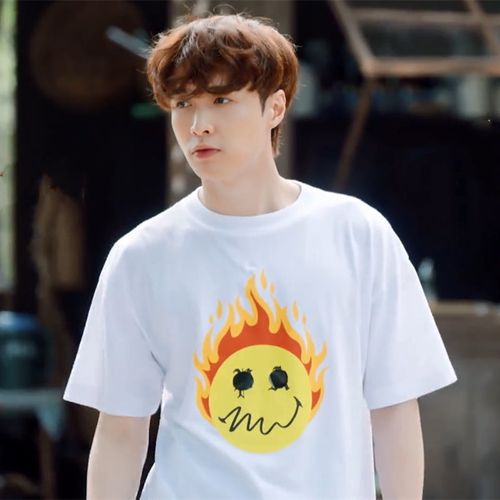 向往的生活5张艺兴同款衣服燃烧火焰笑脸字母印花短袖t恤男女上衣