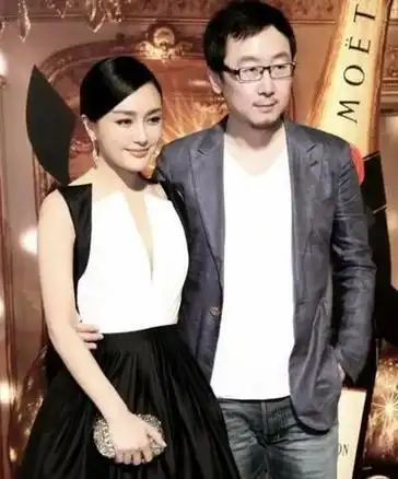 44岁秦岚的精彩人生只恋爱不结婚住百万豪宅