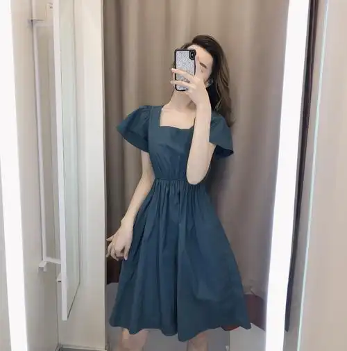 英伦风收腰显瘦法式复古雾霾蓝方领连衣裙2020年流行长裙子女夏