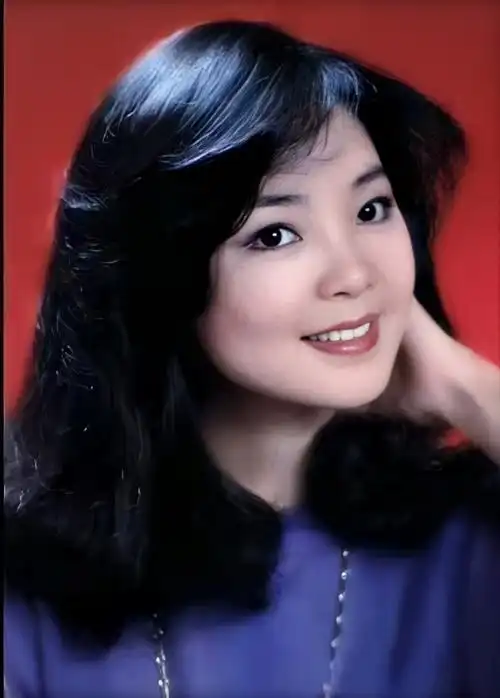 其它 邓丽君各个时期的高清图片 写美篇此照片为