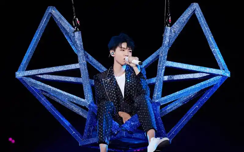 【王俊凯】180922生日会《醒着》 || 王俊凯全国地方站联盟