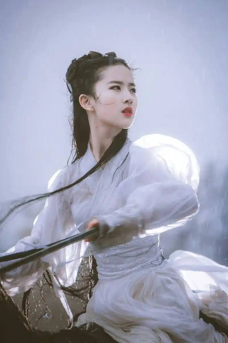 原创刘亦菲风华绝代宛如仙女下凡巅峰颜值古装造型堪称不朽经典