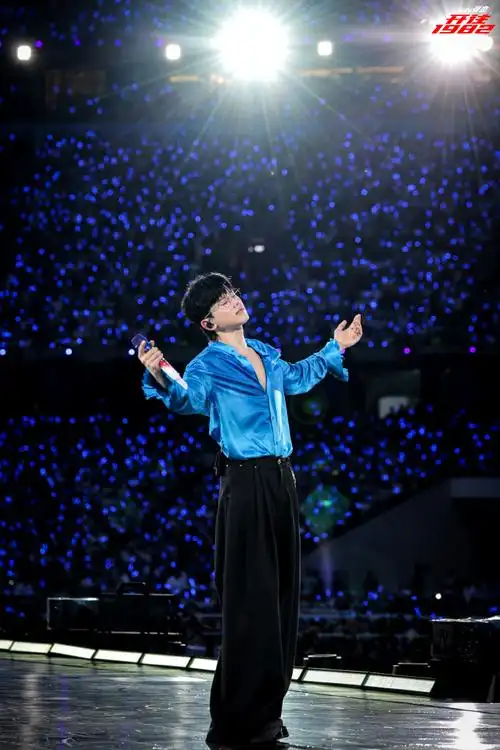 张杰未live巡回演唱会##张杰未live开往1982巡回演唱会