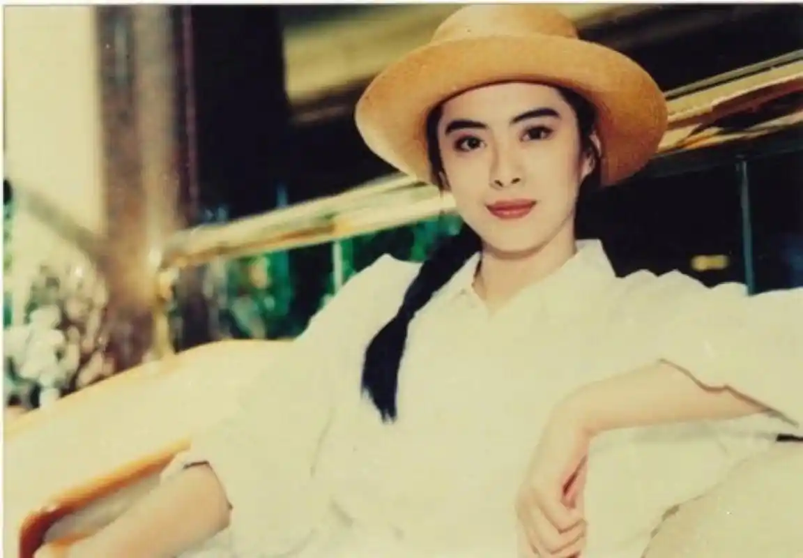 年轻时候的王祖贤