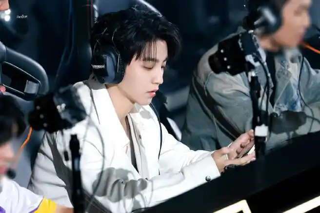 王俊凯成都人气##英雄联盟手游##有谁能拒绝打电竞的