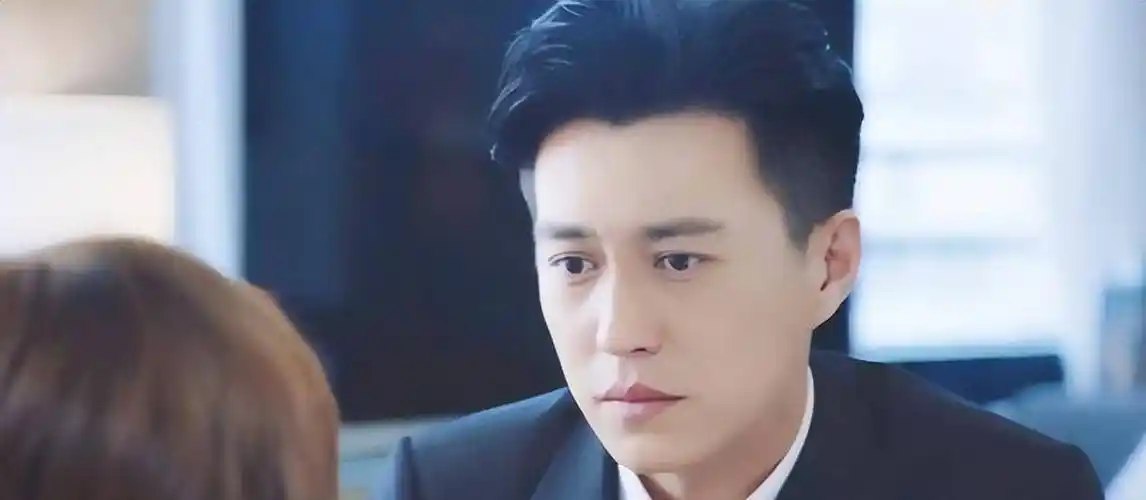 一个人毁掉一部剧?靳东的"老毛病",在新剧中再次展现_角色_精英_生活