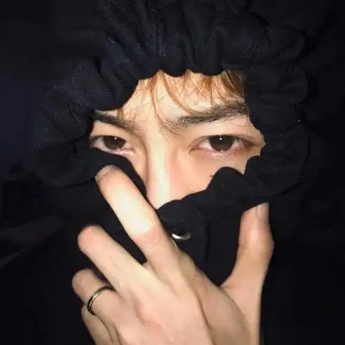 头像丨男生有趣都藏在无聊日子里