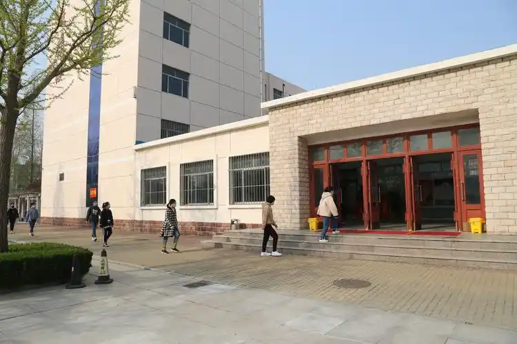 莱阳九中众志成城助力高三返校复学