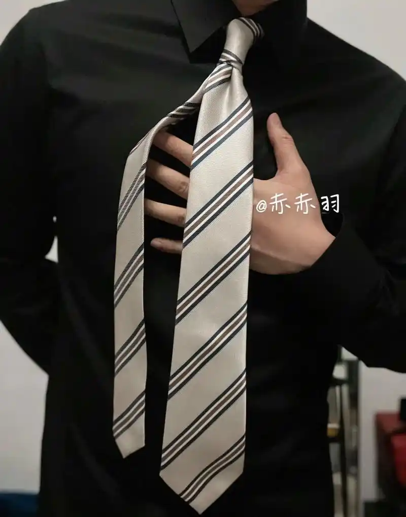 黑色衬衫怎么样.#正装 #大叔 #西装杀 #禁欲系 #领带 - 抖音