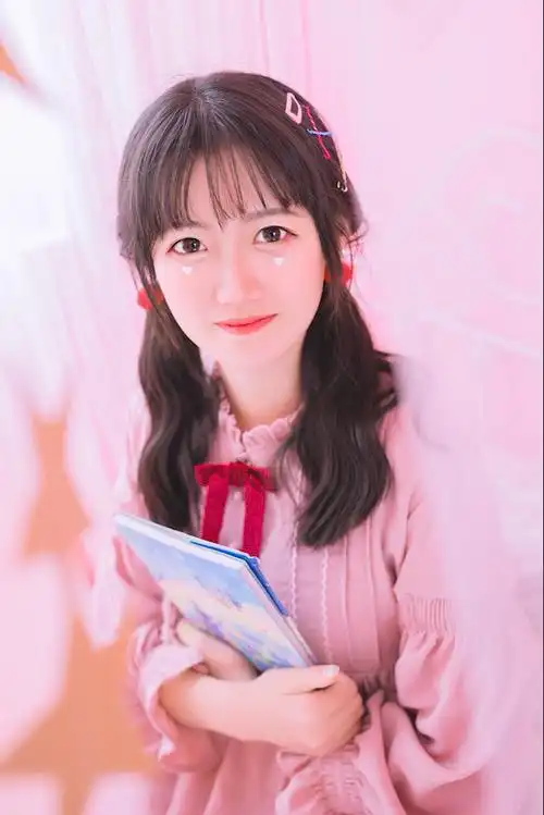 【每日校花推荐】175的初中生 是不是粉粉嫩嫩的小可爱呐!